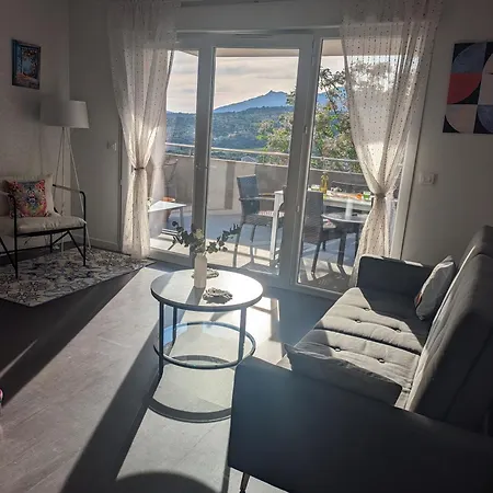 Apartment Joli Cocon A Avec Terrasse Vue *