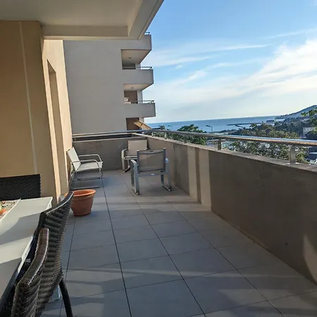 Apartment Joli Cocon A Avec Terrasse Vue *